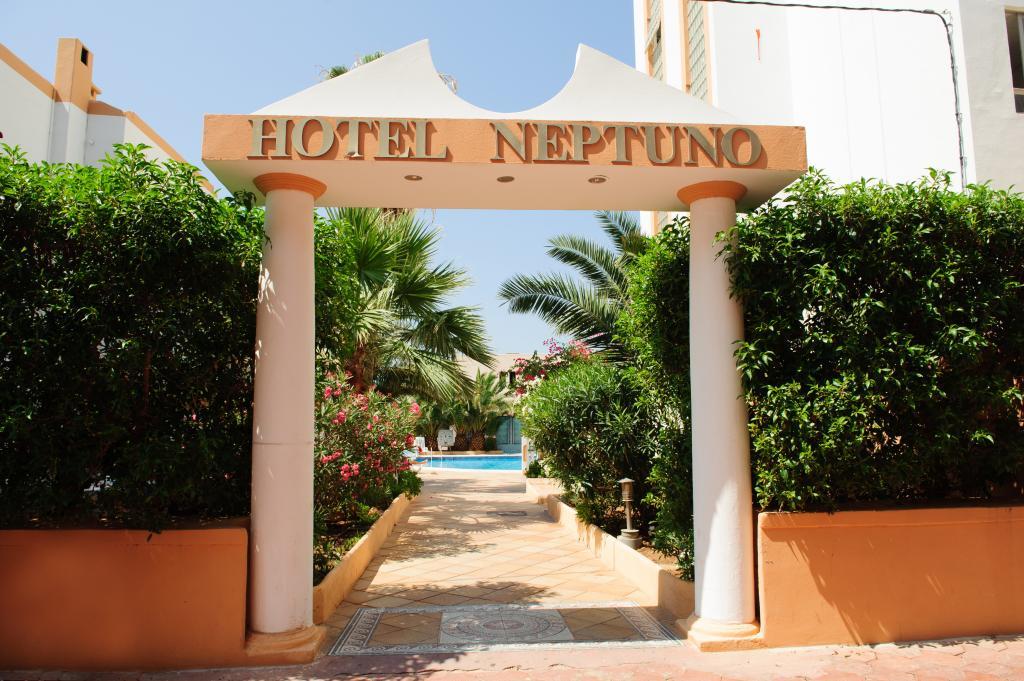 Hotel Neptuno 伊维萨镇 外观 照片